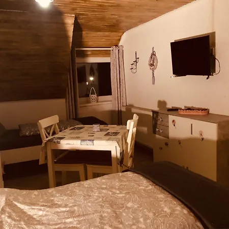 Sinos Konukevi *